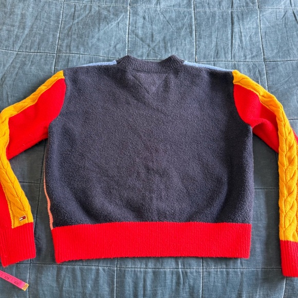 Tommy Jeans Color Blocked Multicolor Crewneck Sweatshirt M - Picture 2 of 10